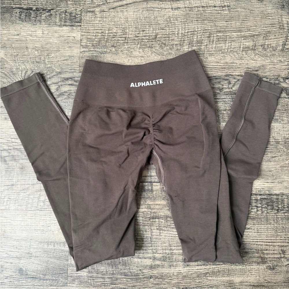 Alphalete leggings